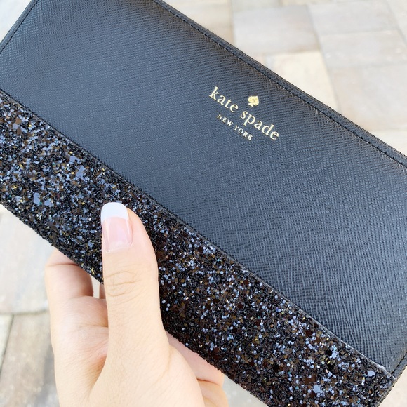 Gaby’sBags👜💕-Kate Spade Zip Around Wallet - Picture 5 of 7